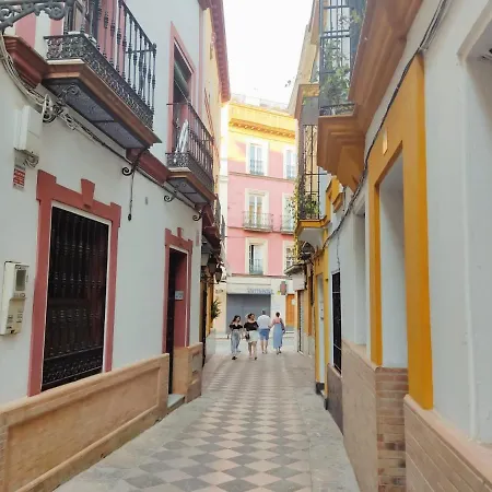 Homeyseville-preciosa Casa Santa Cruz 7pers Parking Optional Seville