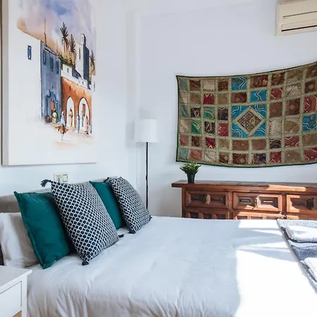 Homeyseville-preciosa Casa Santa Cruz 7pers Parking Optional Appartamento